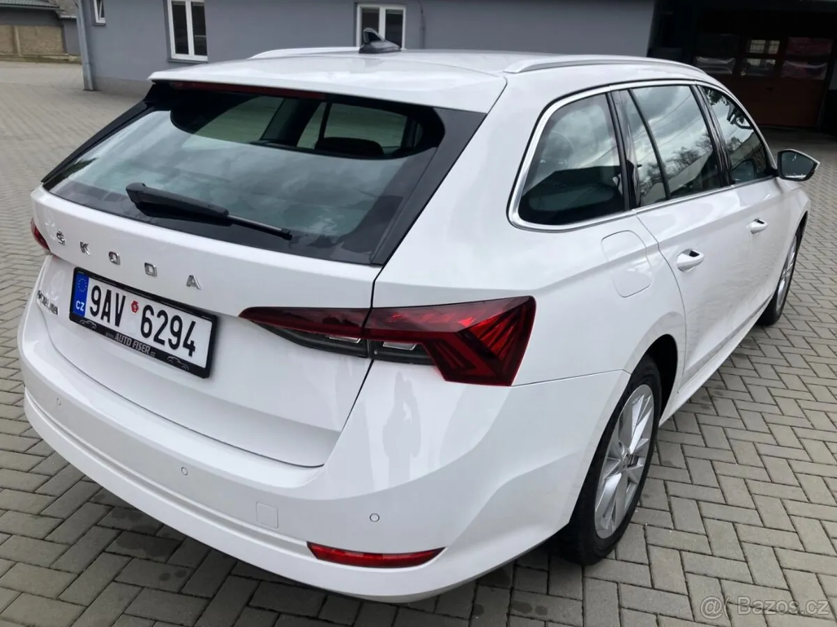 Skoda Octavia 2023 photo 4