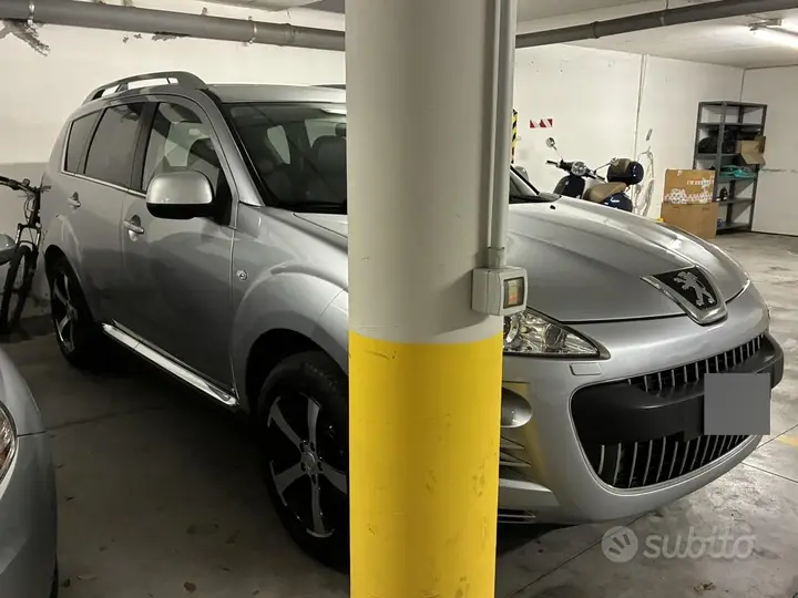 Peugeot 4007 2007 photo 2