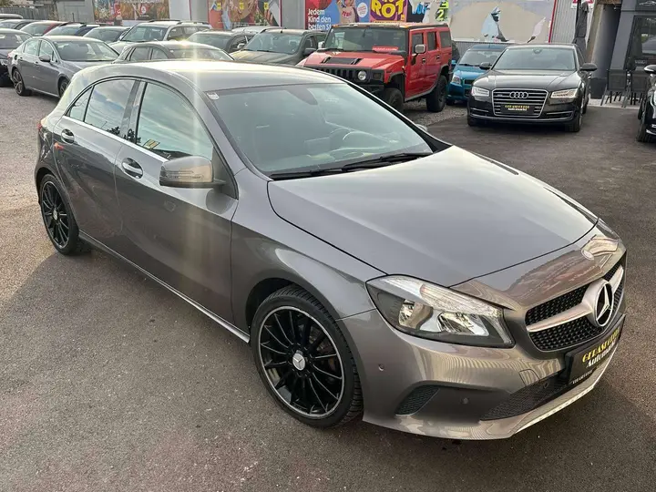 Mercedes-Benz A 180 2016 photo 3