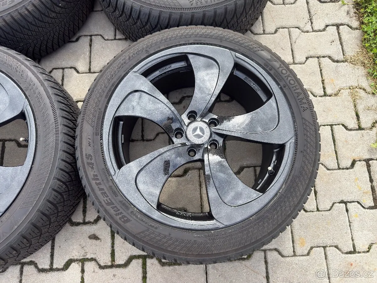 Mercedes-Benz V-Class photo 5