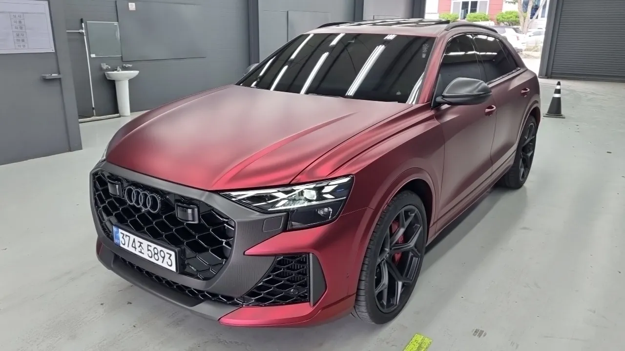 Audi Rsq8
