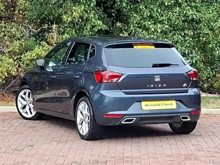 Seat Ibiza 2021 photo 2