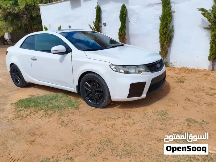 Kia Cerato 2012 photo 4