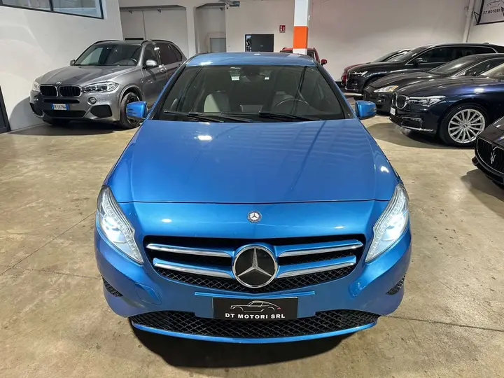 Mercedes-Benz A 160 Cdi 2014 photo 2