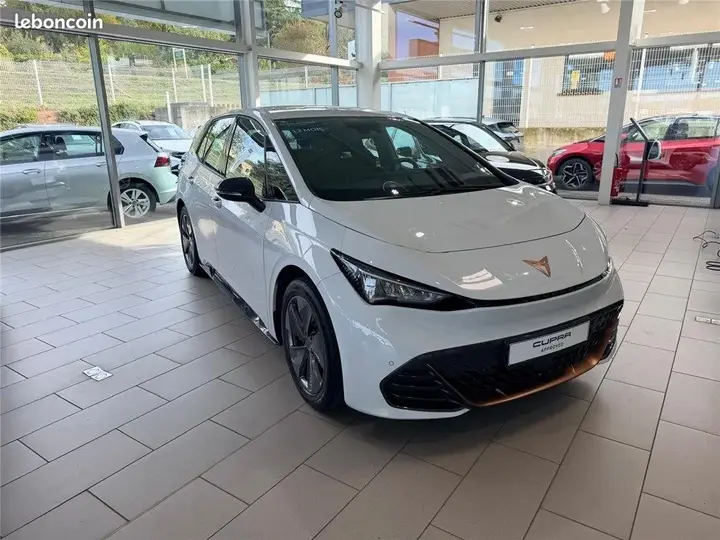 Cupra Born 2023 photo 3