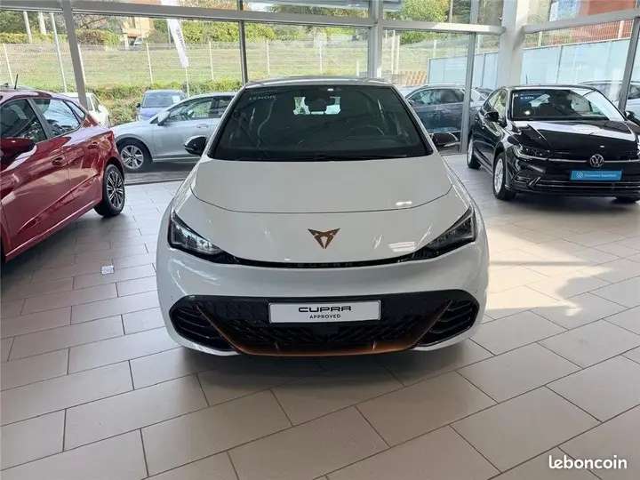 Cupra Born 2023 photo 2