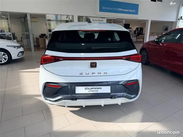 Cupra Born 2023 photo 5