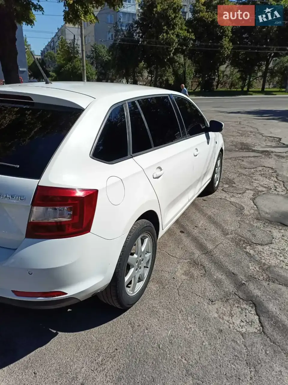 Skoda Rapid 2014 photo 5