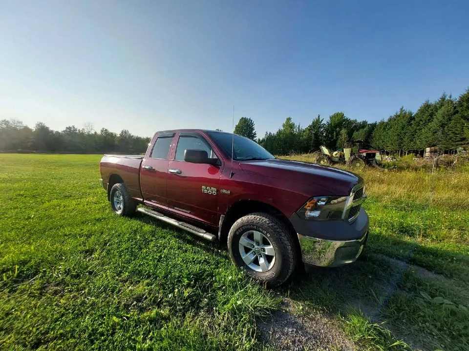 Dodge Ram 1500 2017 photo 2