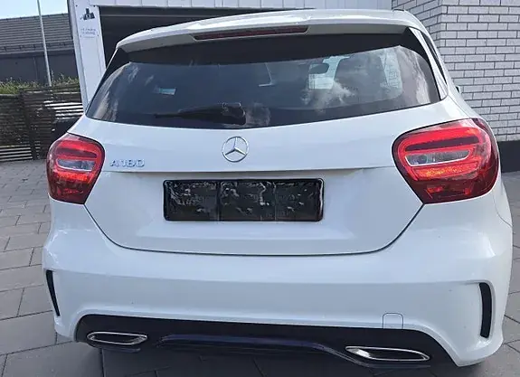 Mercedes-Benz A 180 2018 photo 4