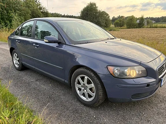 Volvo S40 2005 photo 2