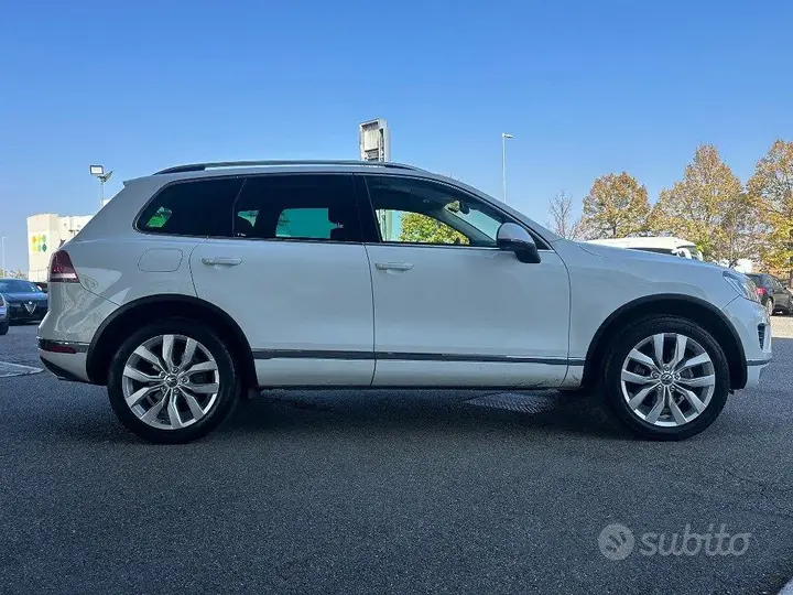 Volkswagen Touareg 2016 photo 5