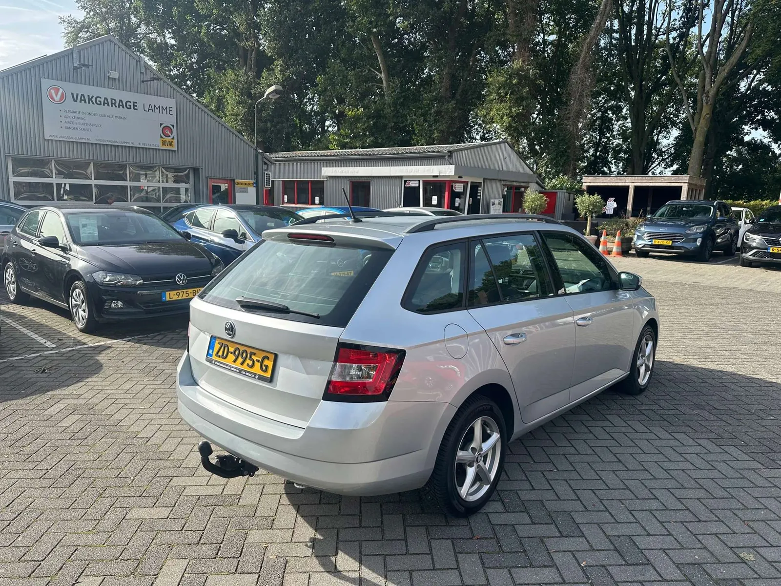 Skoda Fabia 2015 photo 3