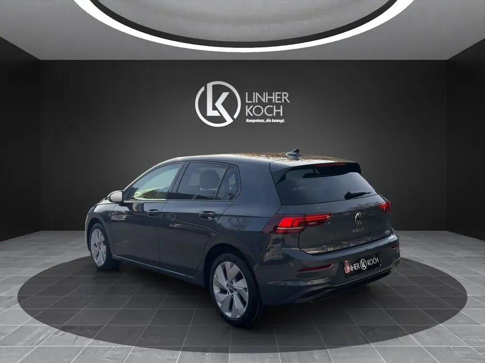Volkswagen Golf 2026 photo 3