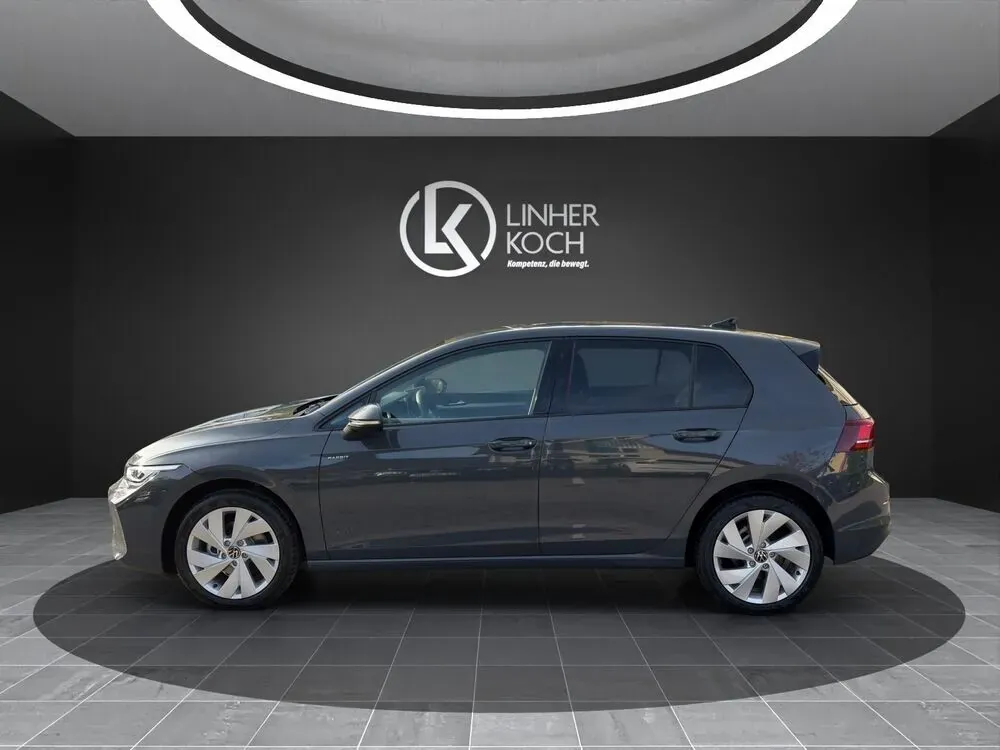 Volkswagen Golf 2026 photo 2