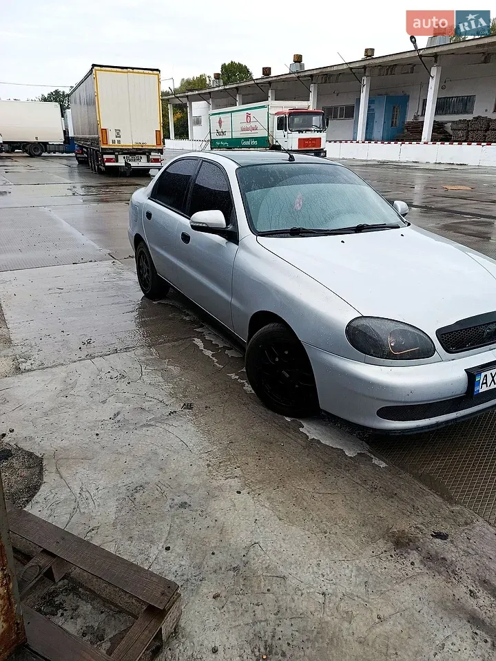 ZAZ Sens 2013 photo 3