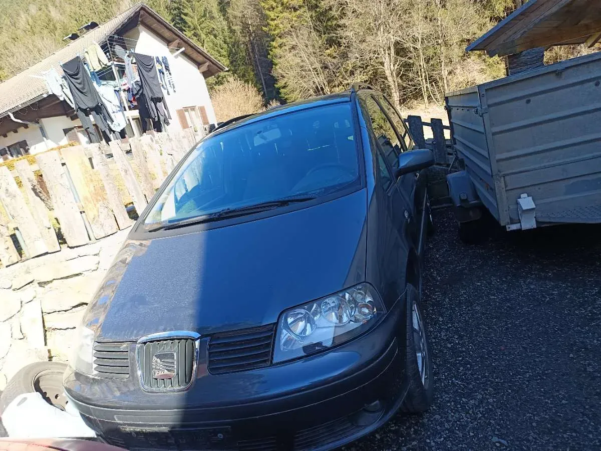 Seat Alhambra 2007 photo 3