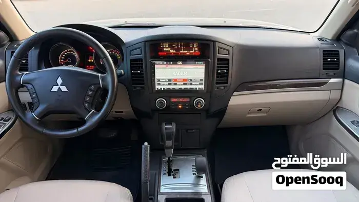 Mitsubishi Pajero 2012 photo 3