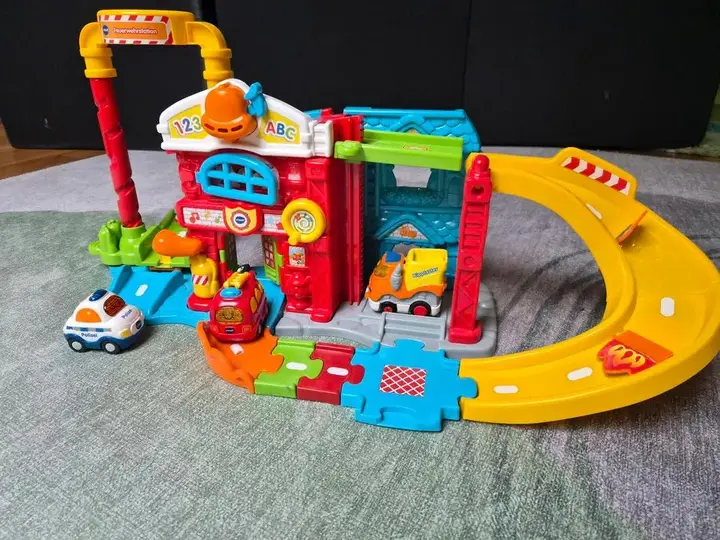 Vtech Tut Tut Baby Flitzer Feuerwehrstation
