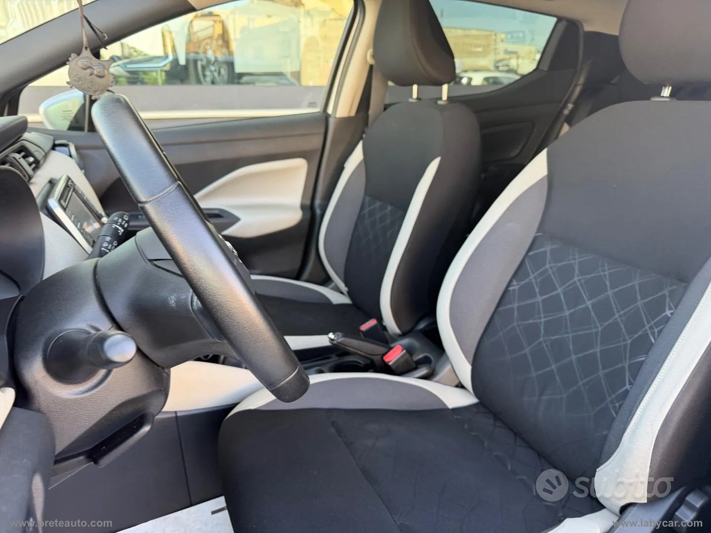 Nissan Micra 2017 photo 5