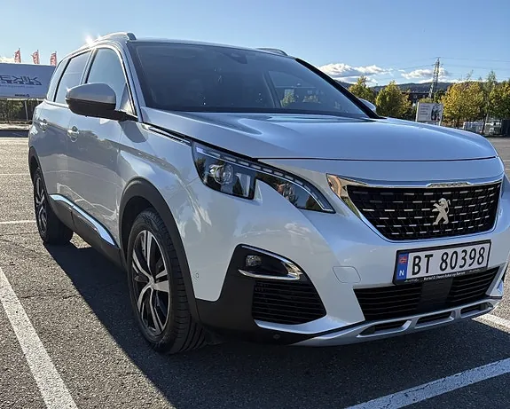 Peugeot 5008 2018 photo 4