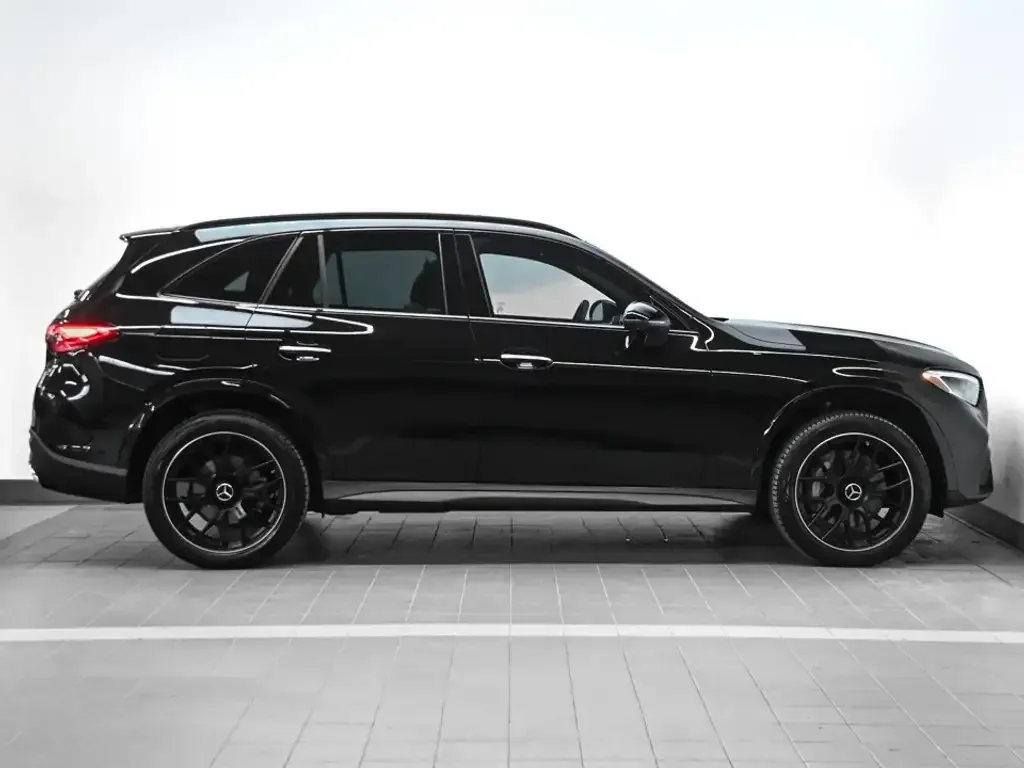 Mercedes-Benz Glc 300 Amg 2025 photo 5