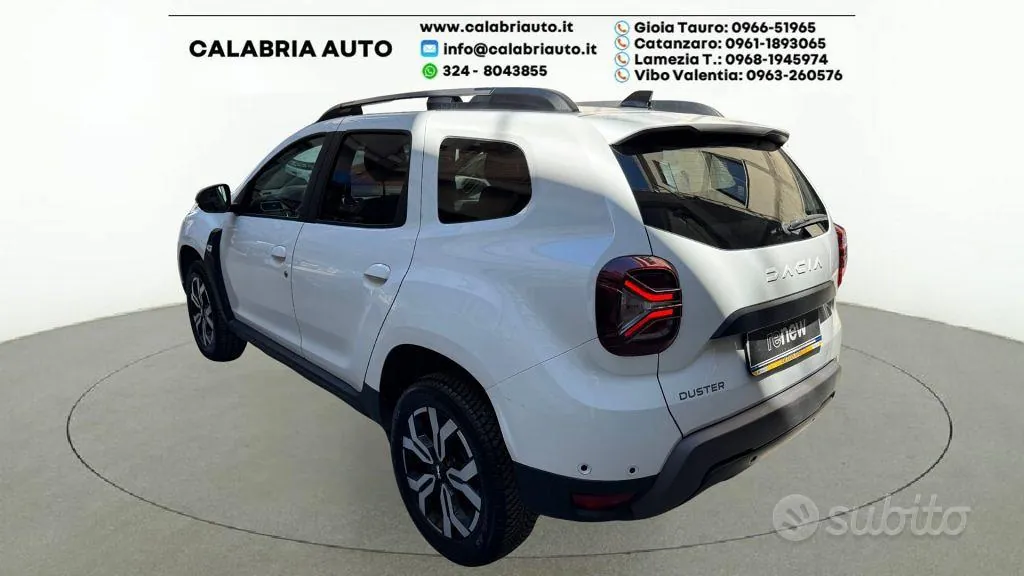 Dacia Duster 2023 photo 4