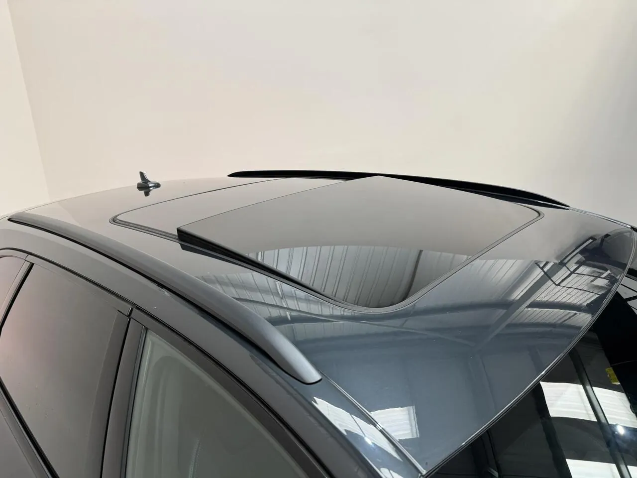 Audi A4 Avant 2018 photo 2