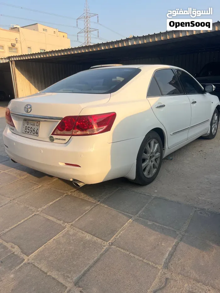 Toyota Aurion