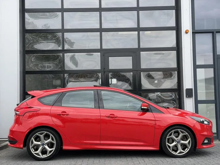 Ford Focus 2016 photo 3