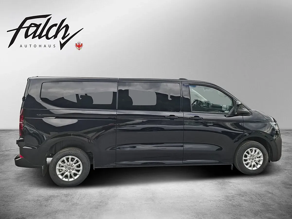 Volkswagen Caravelle 2026 photo 2