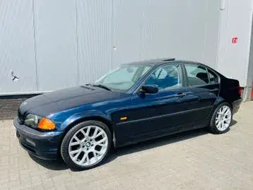 BMW 318I E46