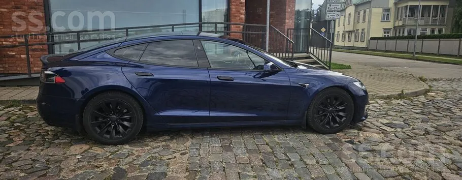 Tesla Model S 2017 photo 4