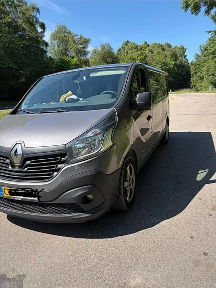 Renault Trafic 2014 photo 2