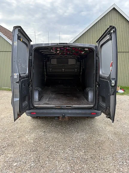 Renault Trafic 2014 photo 5