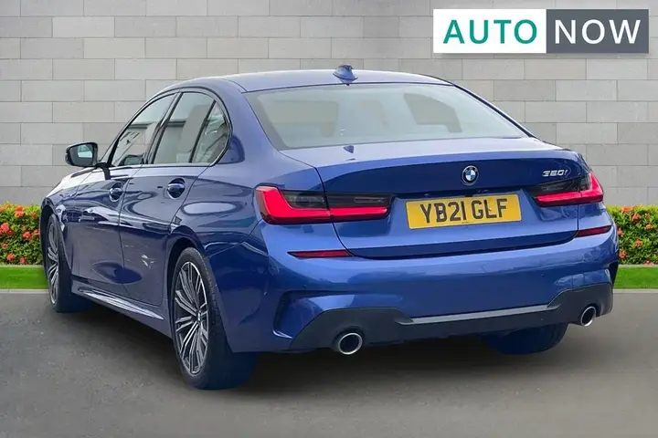 BMW 3 Series 2021 photo 4