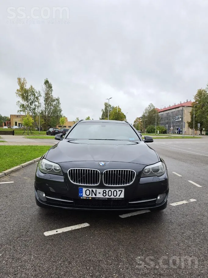 BMW 525