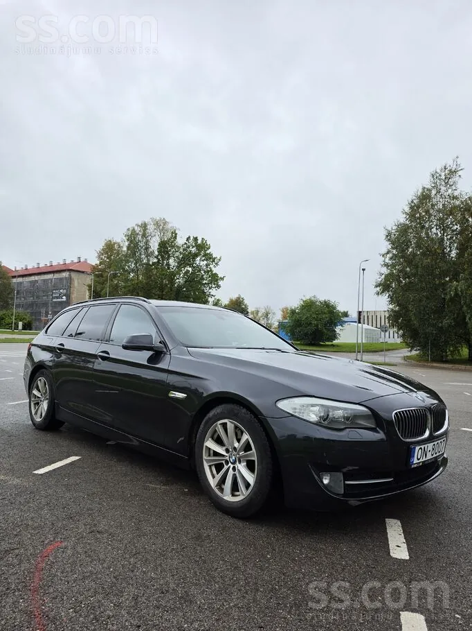 BMW 525 2013 photo 4