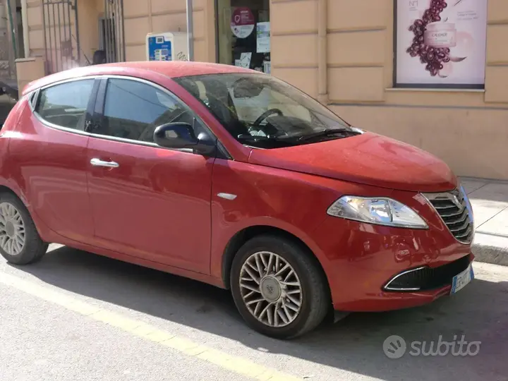 Lancia Ypsilon 2013 photo 5