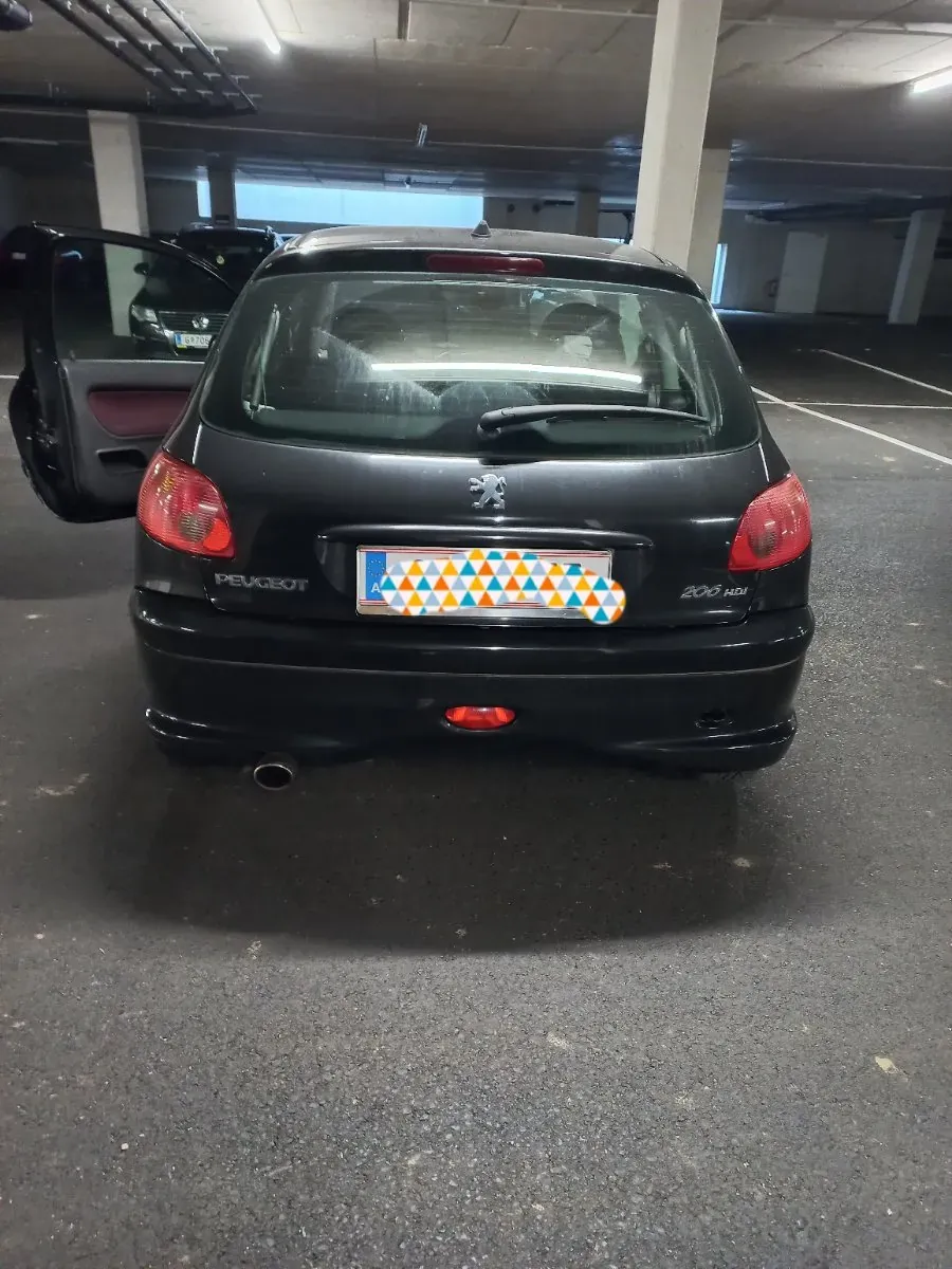 Peugeot 206 2004 photo 2