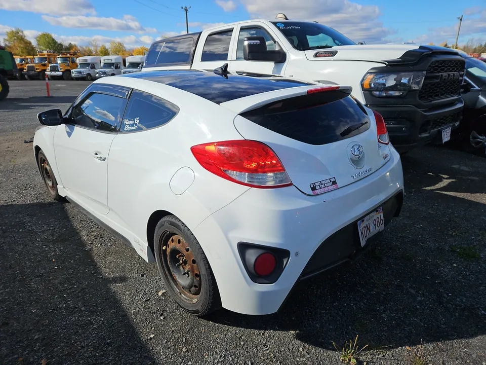 Hyundai Veloster 2013 photo 2