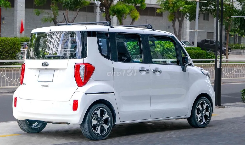 Kia Ray 2011 photo 2