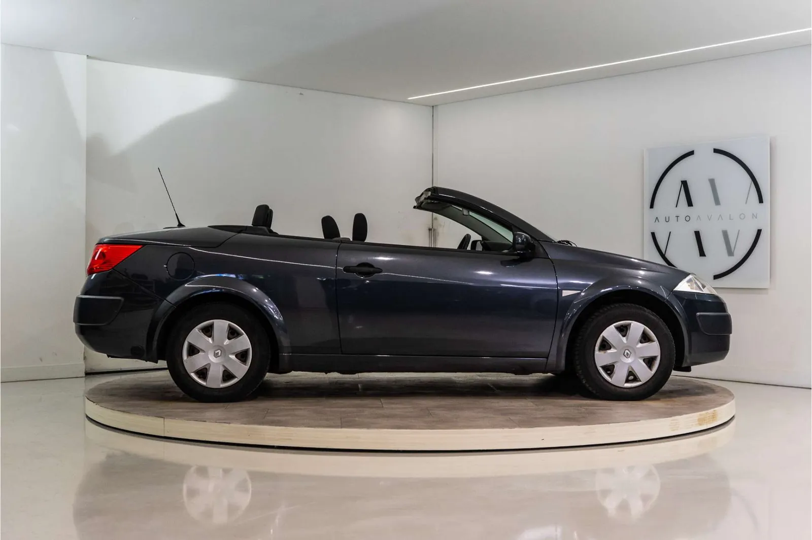 Renault Megane 2004 photo 4