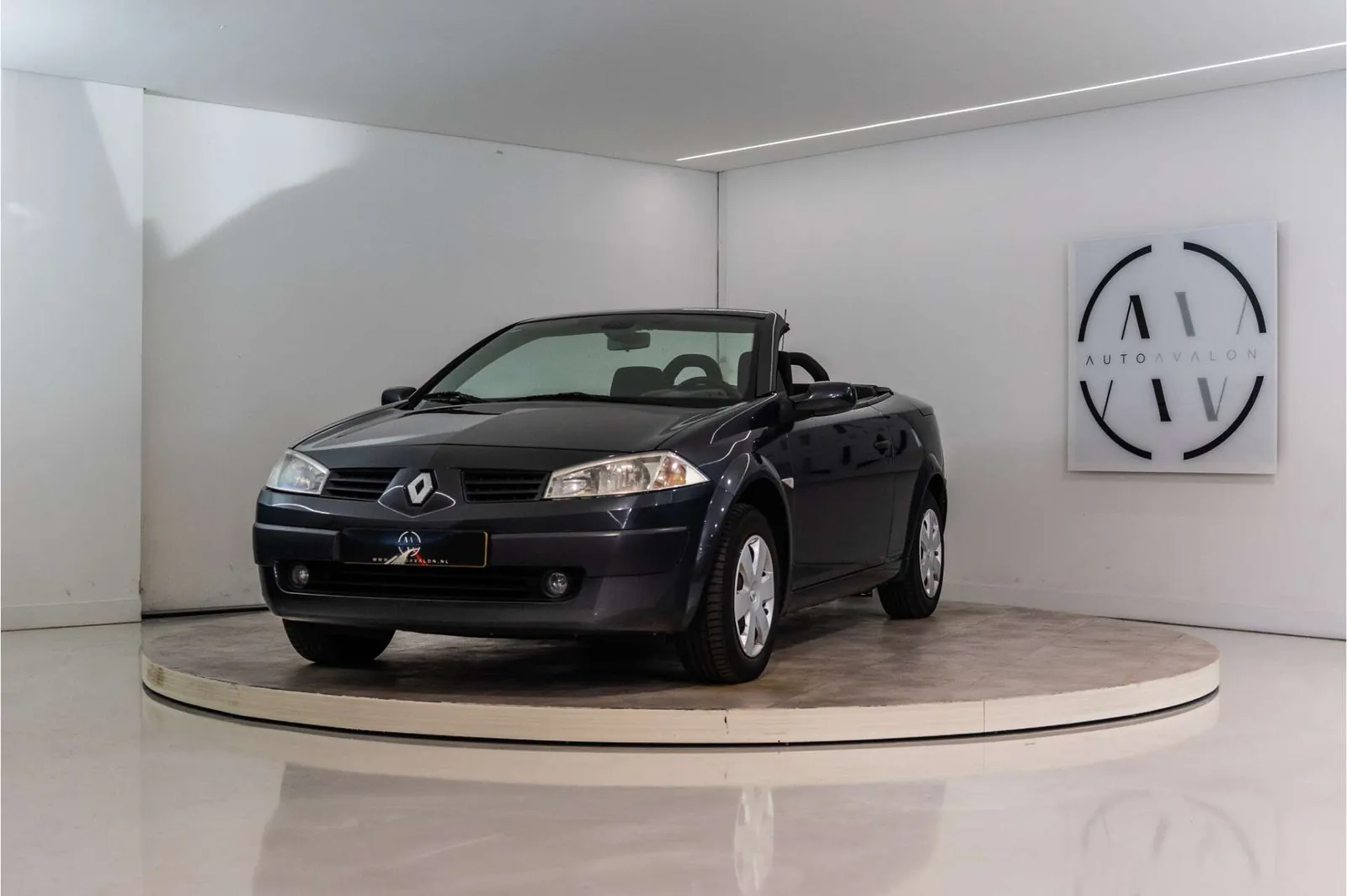 Renault Megane 2004 photo 2