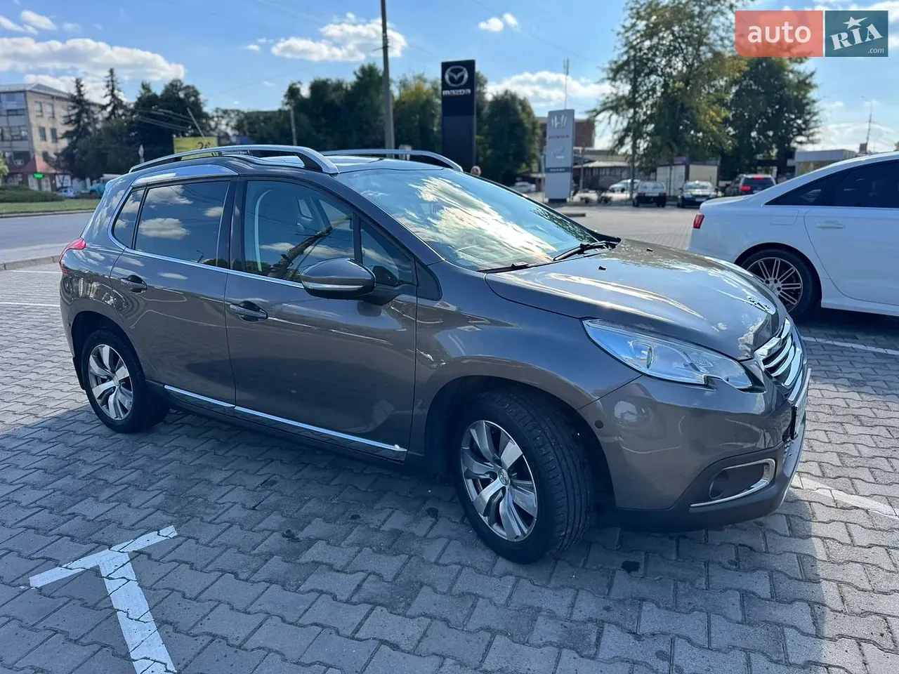Peugeot 2008 2016 photo 5