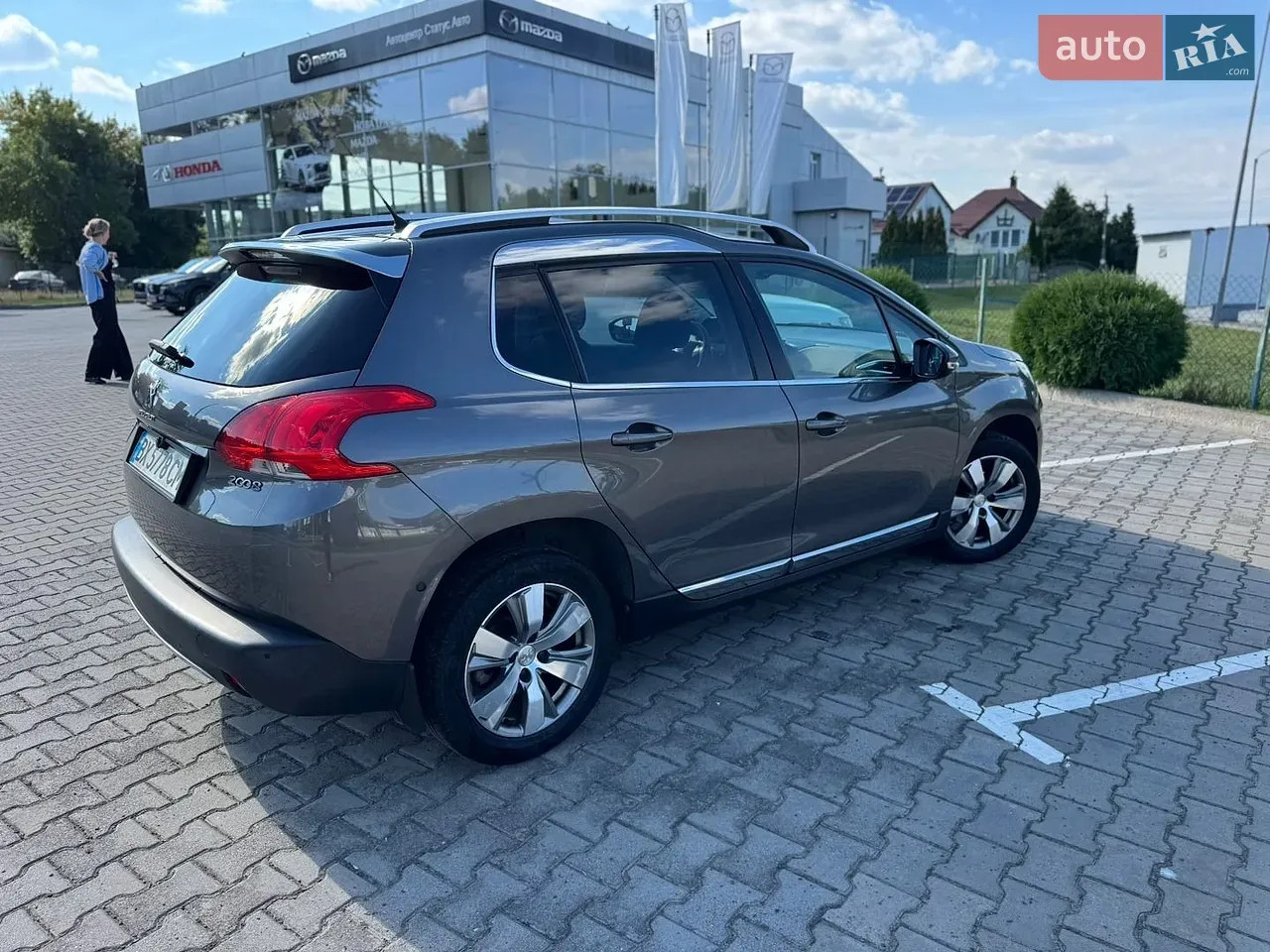 Peugeot 2008 2016 photo 4