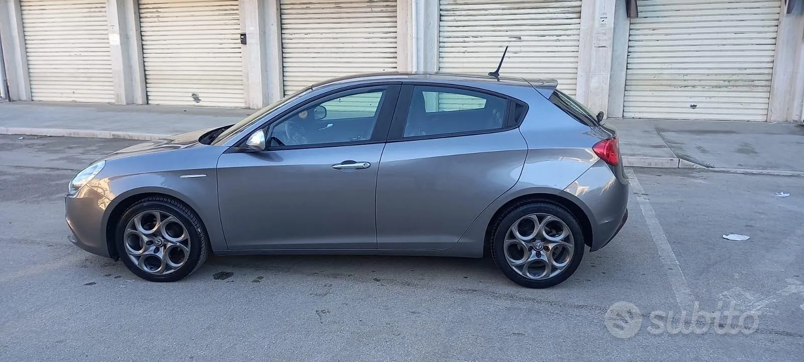 Alfa Romeo Giulietta 2013 photo 5