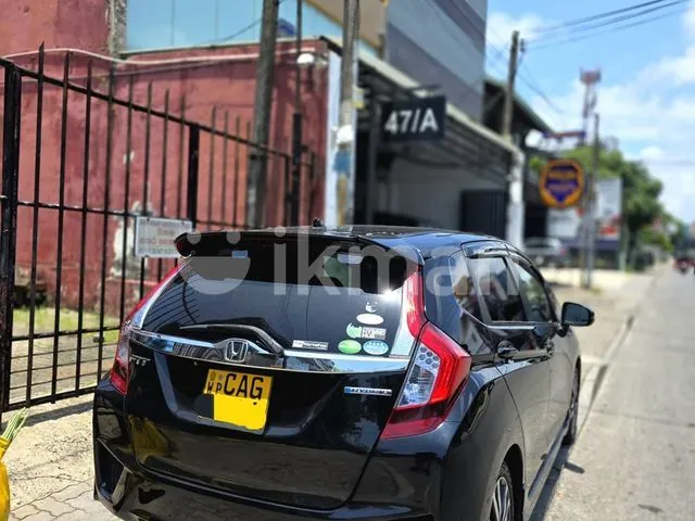 Honda Fit 2015 photo 2