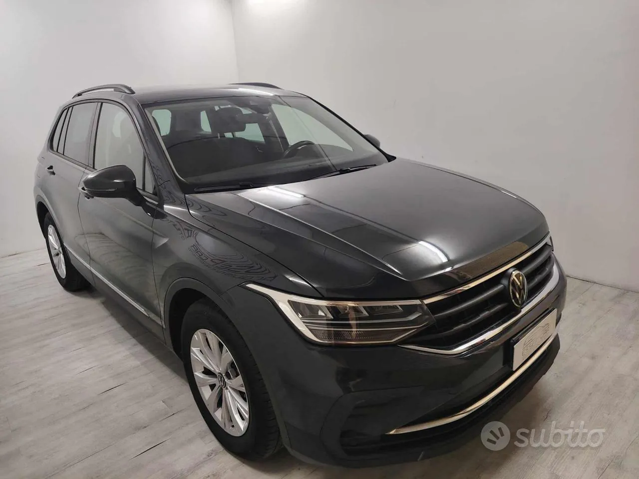 Volkswagen Tiguan 2022 photo 2