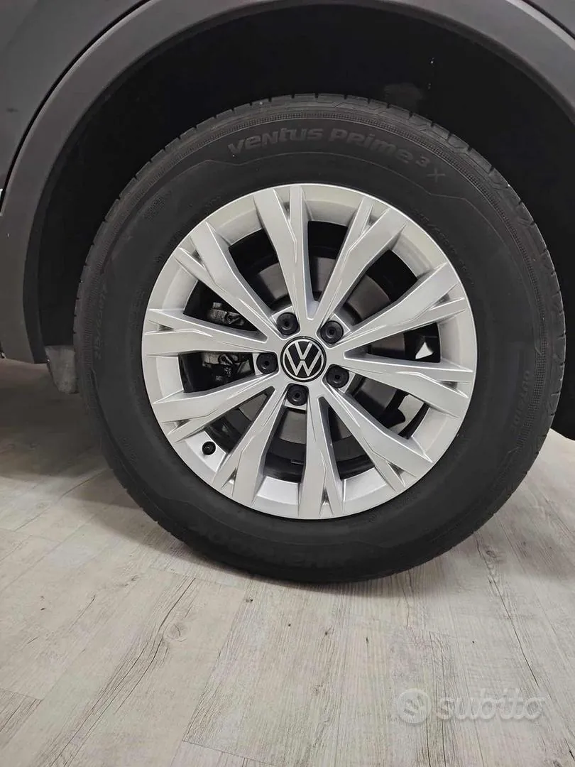 Volkswagen Tiguan 2022 photo 5